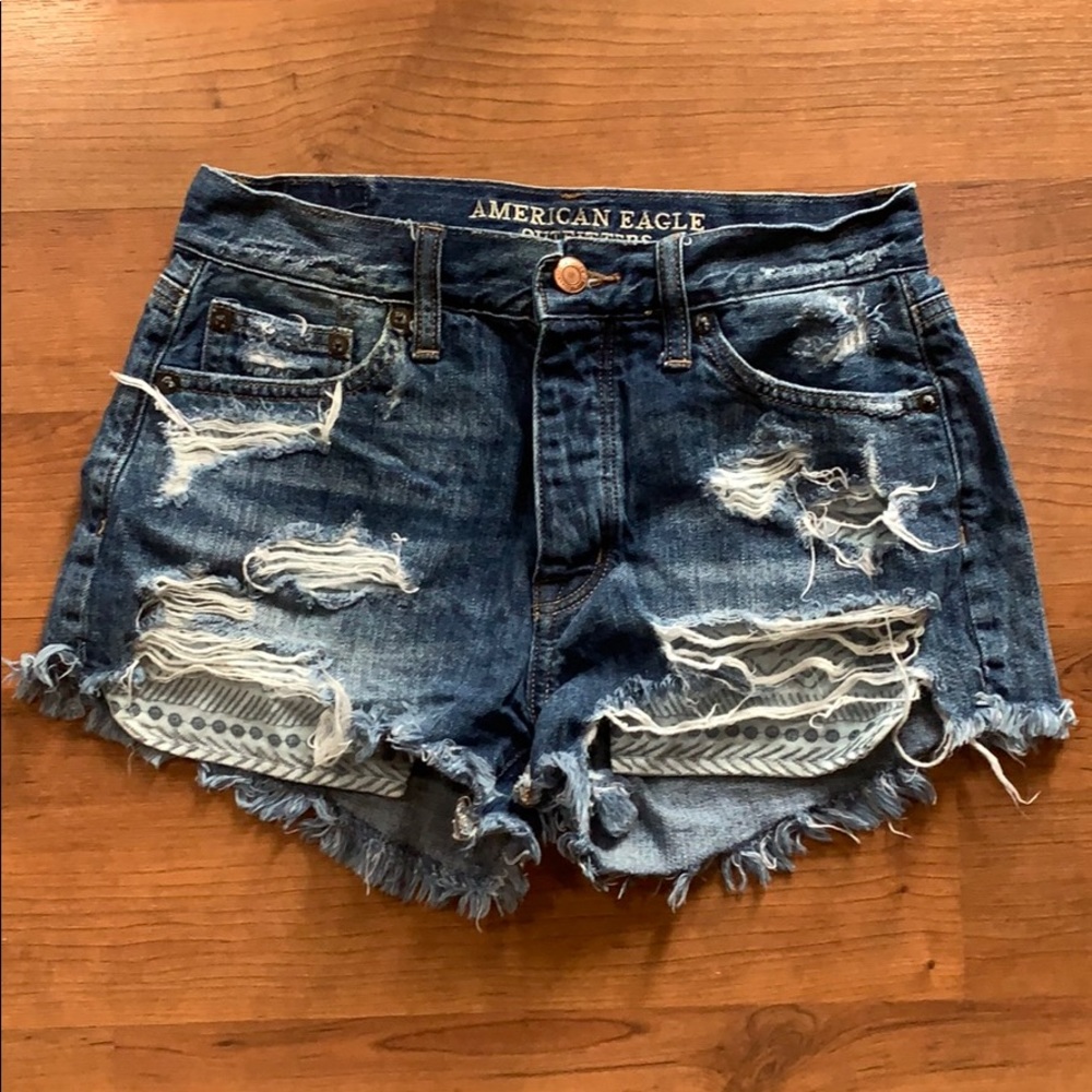 American Eagle Vintage High-Rise Jean Shorts!